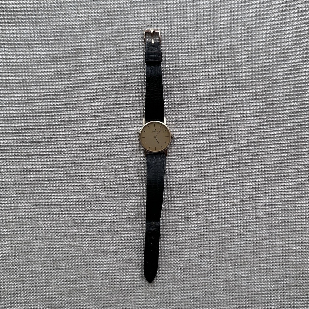 Omega De Ville 1377 14k Solid Gold Vintage 1980s Dress Watch Lizard Strap - Picture 9 of 16